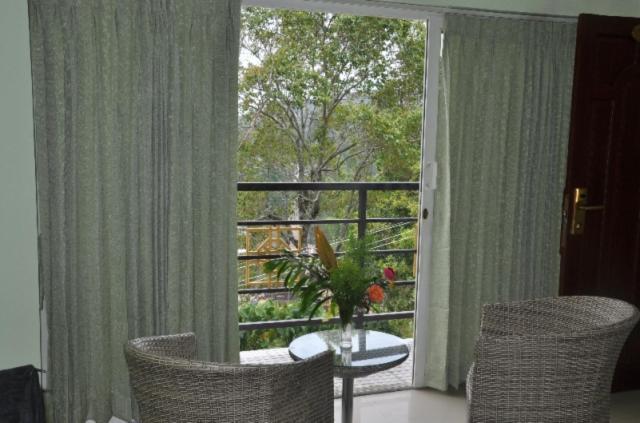 Golden Nest Hotel Yercaud Luaran gambar